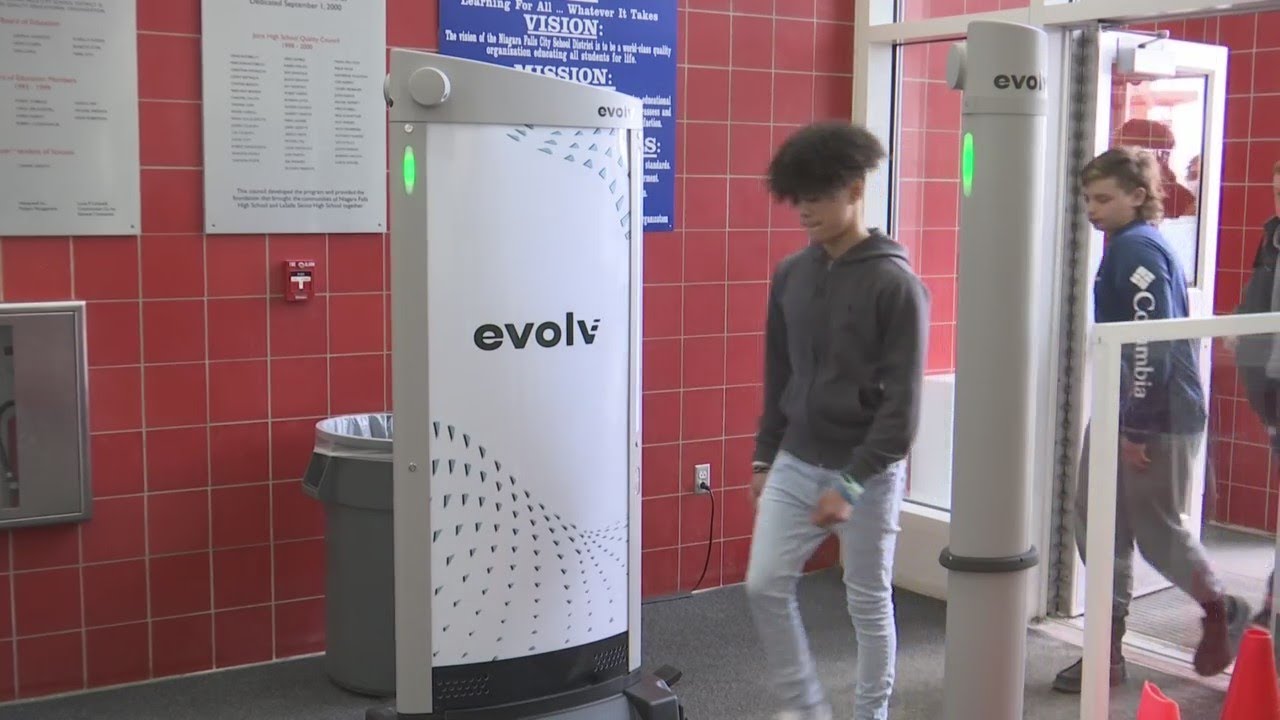 Niagara Falls installs weapons detectors in high school and middle schools