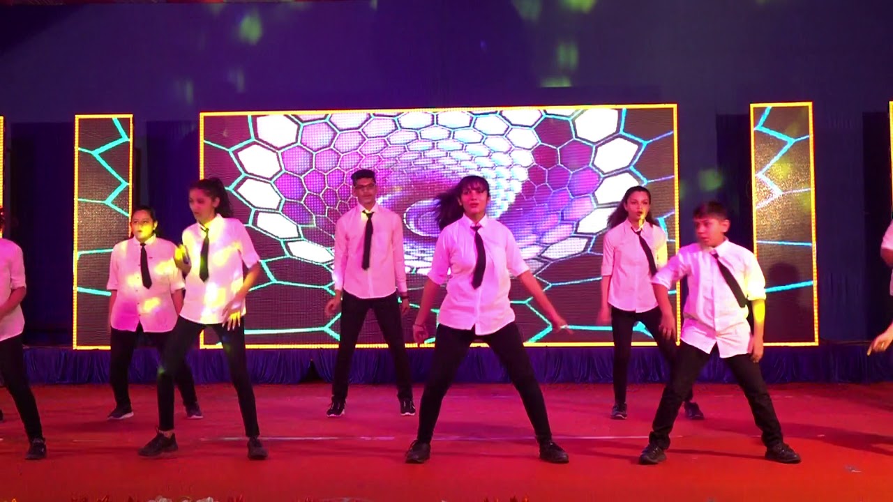 4.EDUCATION THEME DANCE (ANDHERI-MUMBAI)  (એડૂજ્યુકેશન થીમ ડાન્સ)/ Mathal Yuva Mandal