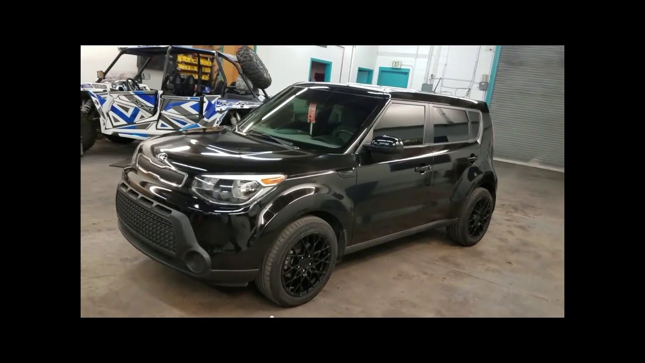 KIA SOUL GLOSS BLACK VINYL WRAP