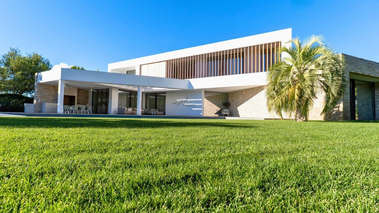 Chalet luminoso y amplios espacios en Torre en Conill – Trececasas, inmobiliaria de lujo en Valencia