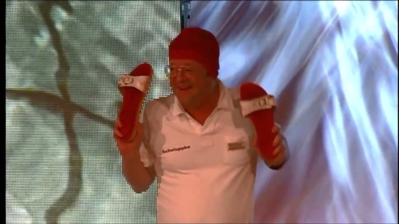 Bademeister Schaluppke - Germanys next Top Badekappe