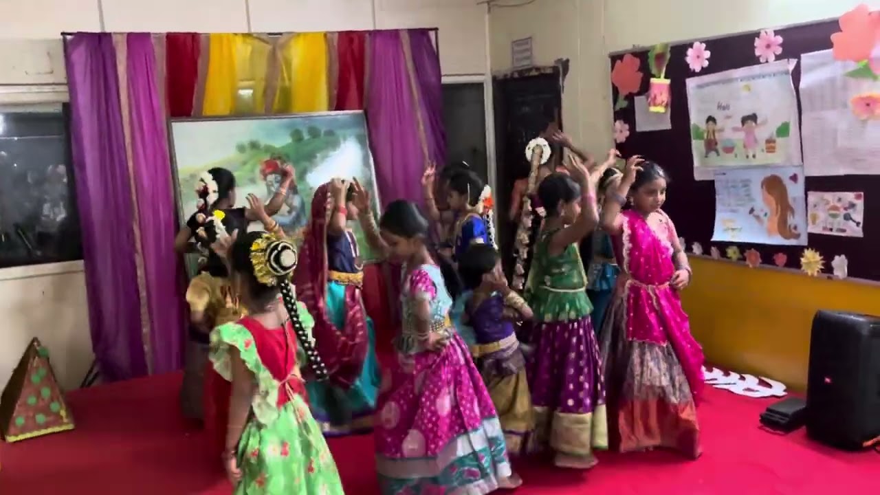 Choti Choti Gaiya dance || Bhakti Yoga Summer Camp || Nagaram