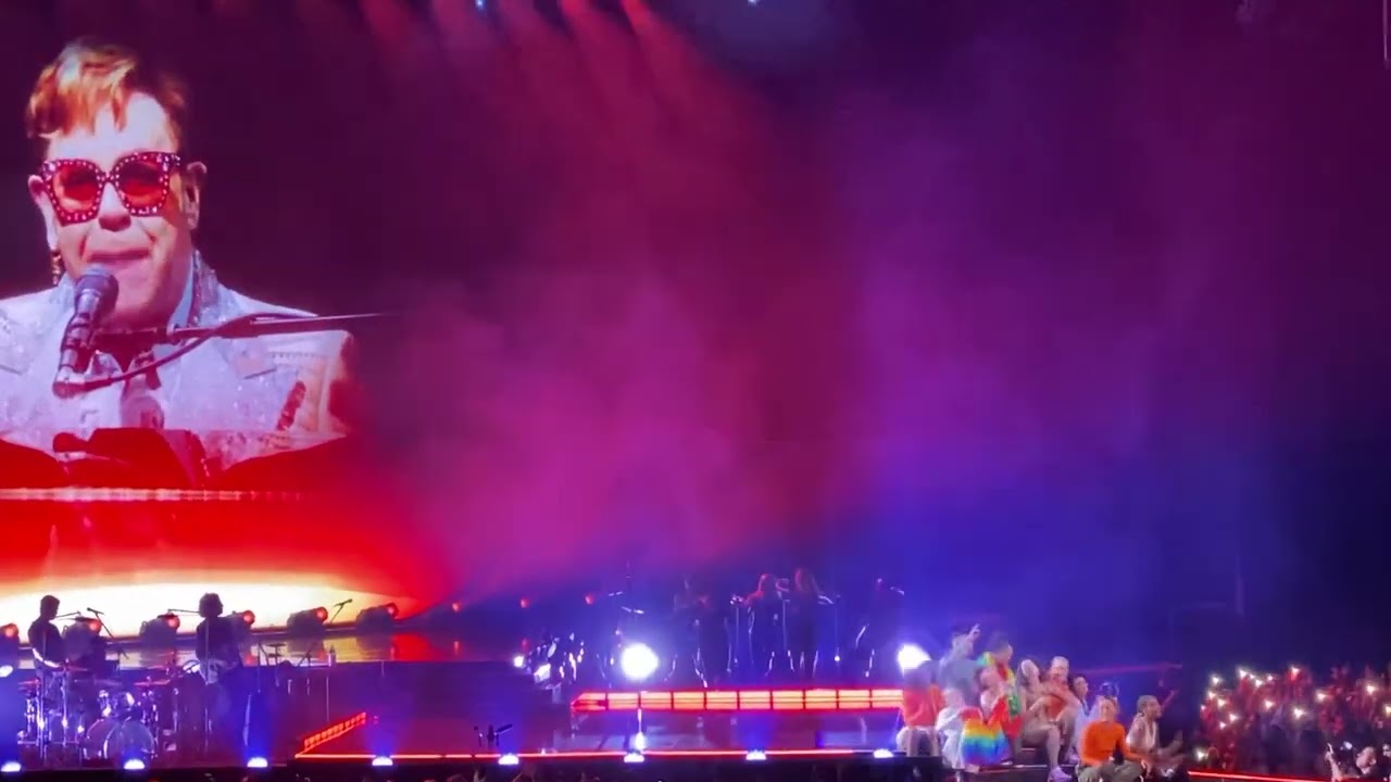 Dua Lipa - Cold Heart (Altice Arena - Lisboa 2022)