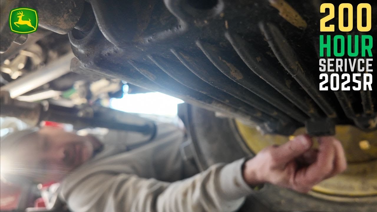 John Deere 2025r - 200 Hour Service