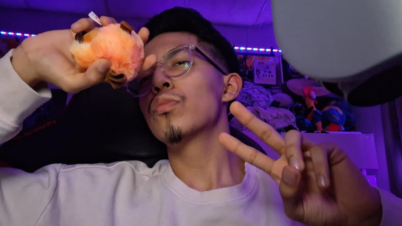 | ASMR | Eyes open and closed 😴💤