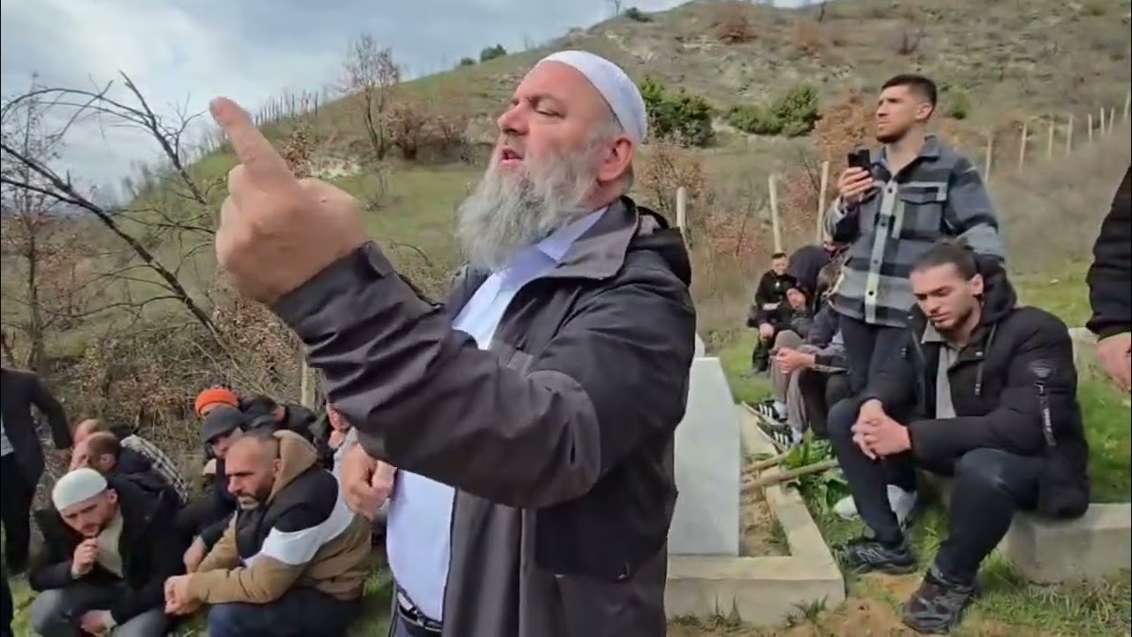 Fjalim nga Hoxhë Bekir Halimi, në varrimin e Haxhi Faik Rexhepit