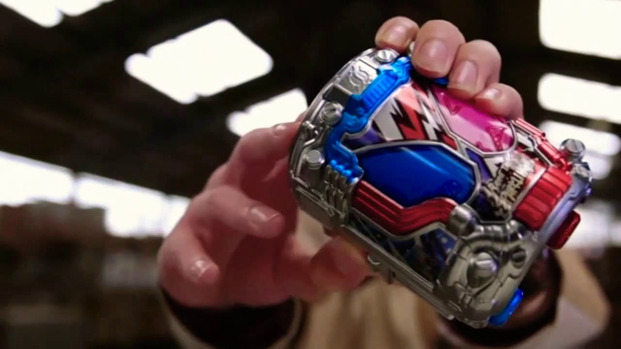 Kamen rider build [Rabittank Sparkling] Batalla completa - Sub Espa&ntilde;ol