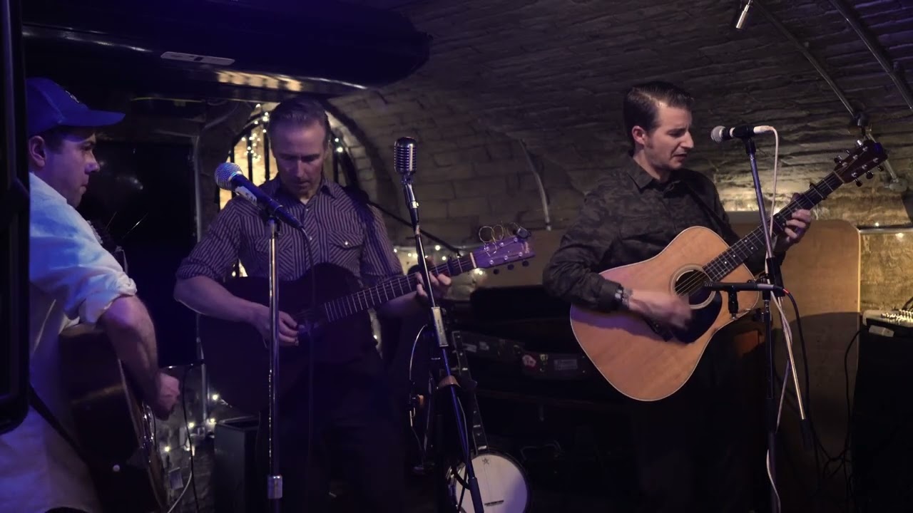Emily Swan (Song written by Lewis Pugh) live at Topic Folk Club 