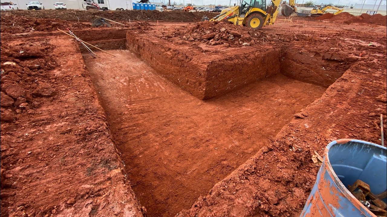 Backhoe digging a big spot footing. #backhoe #footings #backhoesruleminisdrool
