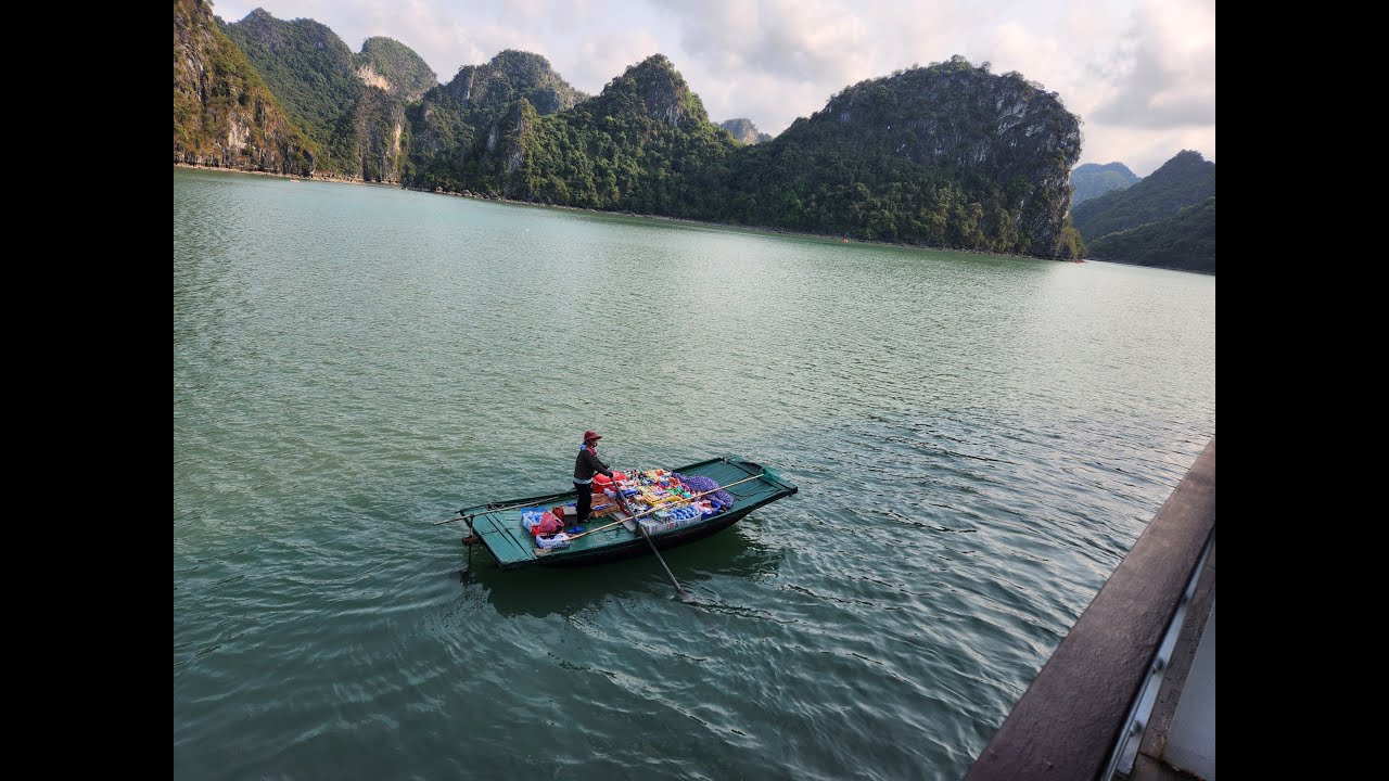 Mon Cheri Cruises, HA LONG BAY - LAN HA BAY, Ocean Suite Balcony, Vietnam
