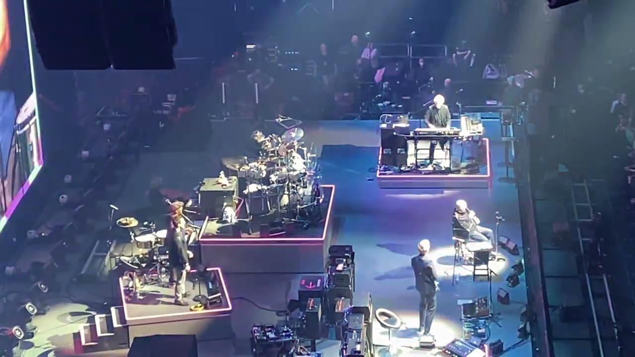 Genesis - I can’t dance | The Last Domino Tour @Ziggo Dome, Amsterdam 22.03.22