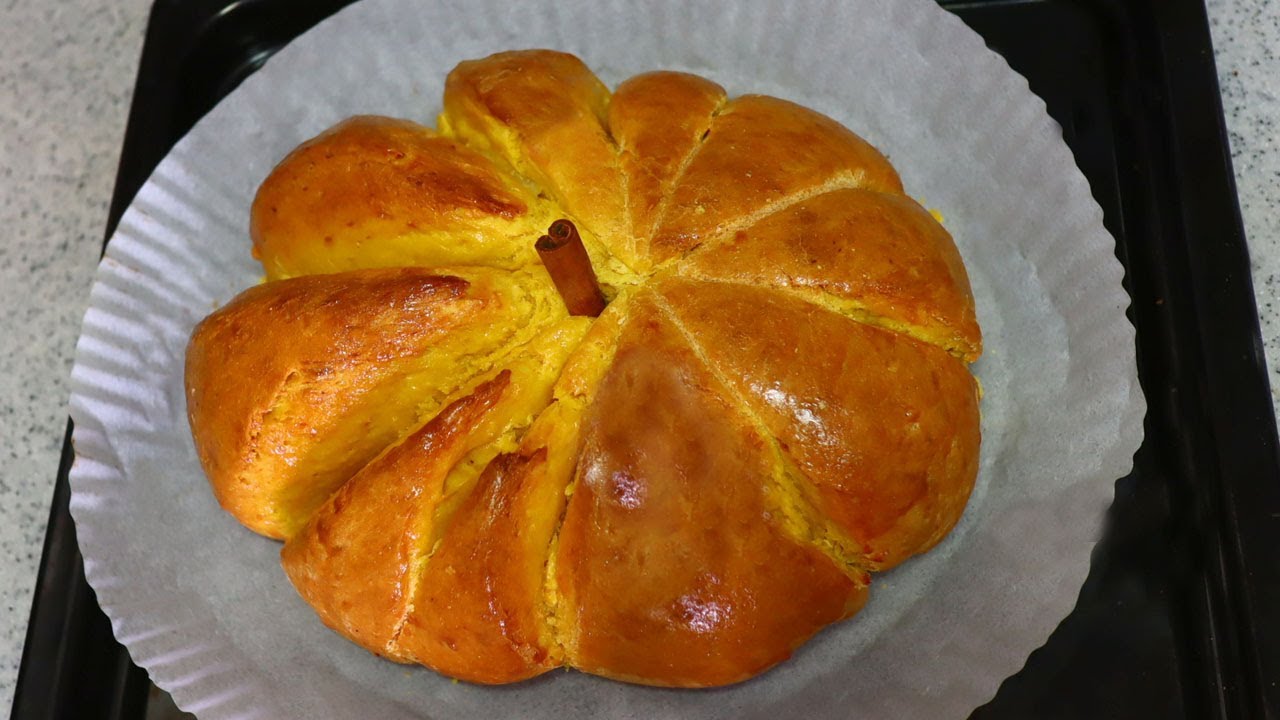 Pumpkin Shaped Bread, Halloween🎃 Pumpkin Bread Idea