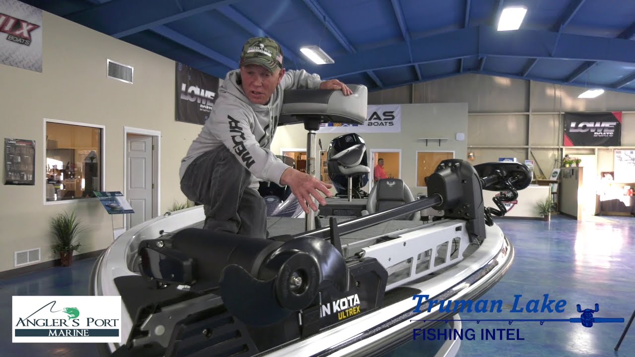 2021 Phoenix Boat Full Review and Walkthrough with Fish30 David McCormick