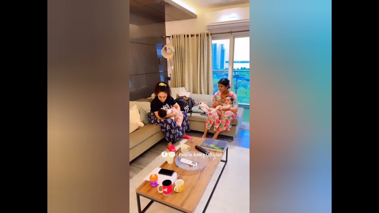 Nilumma with her friend Emma baby|Nila Srinish|Pearle Maaney|Pearle Army