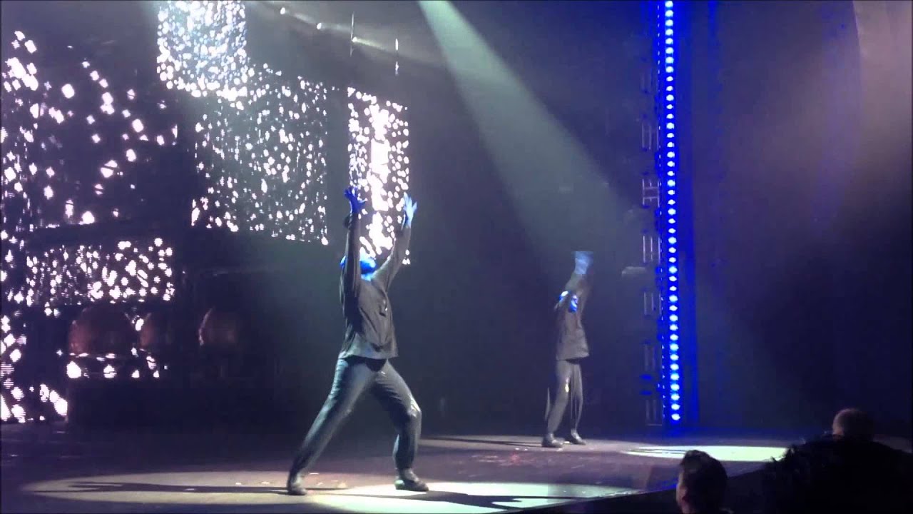 CLIMAX IN VEGAS, Special Guest #1: "Shake Your Booty" performed by Blue Man Group at Monte Carlo
