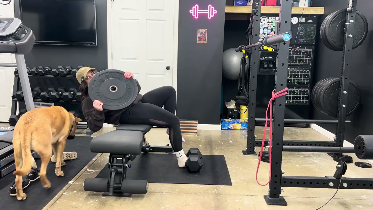 Single Leg Eccentric Hip Flexor Sit-up Hold with Rotation  