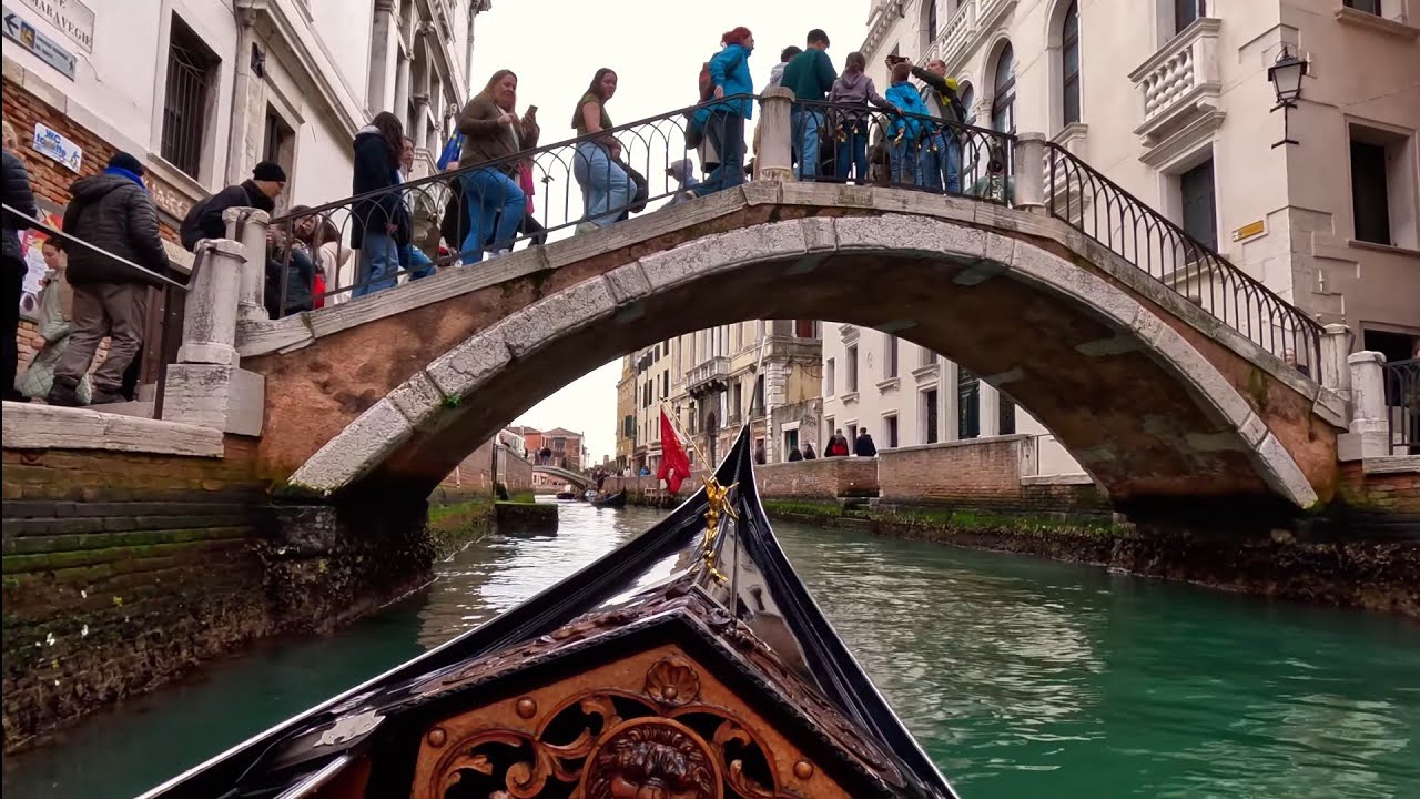 Romantic Venice Gondola Ride — Valentine’s Day Escape (Cinematic, 4K)