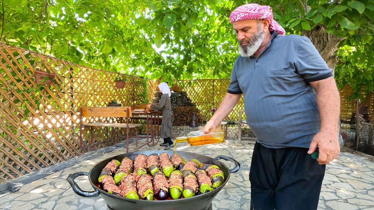 Приготовление еды на природе — одно из самых вкусных летних блюд, которые готовил мой дедушка.