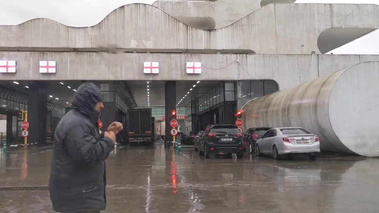 Дорога из Кобулети в Сарпи. Едем на машине в Турцию. Таймлапс.