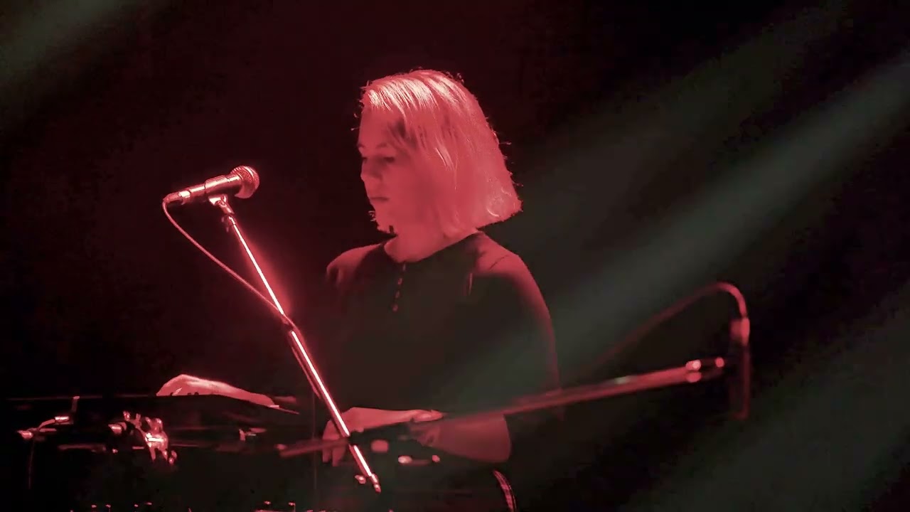 Las Ligas Menores 'Mabuse' Vivo en Festival Nuevo Dia 2023.04.16