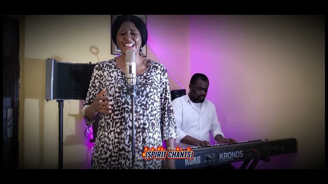 Intense worship Atmosphere by Minister Manchit Chris. #trending #worship #love #goviral #music