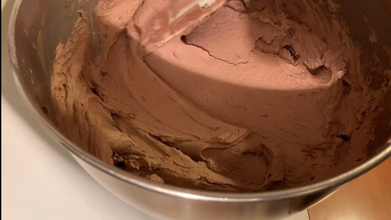 Crema de mantequilla de chocolate (muy fácil de preparar)