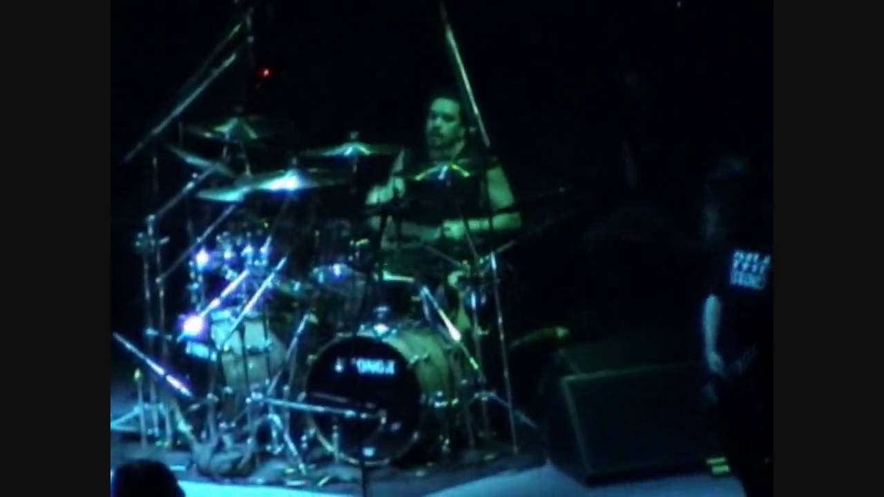 Meshuggah - Closed Eye Visuals (live)