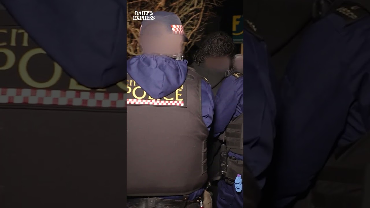 Criminals suspected of stealing over &pound;300,000 in phone snatching offences were arrested 👏