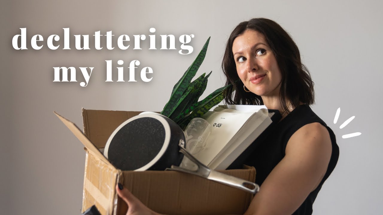 Declutter & organize with me | minimizing & packing for moving 📦