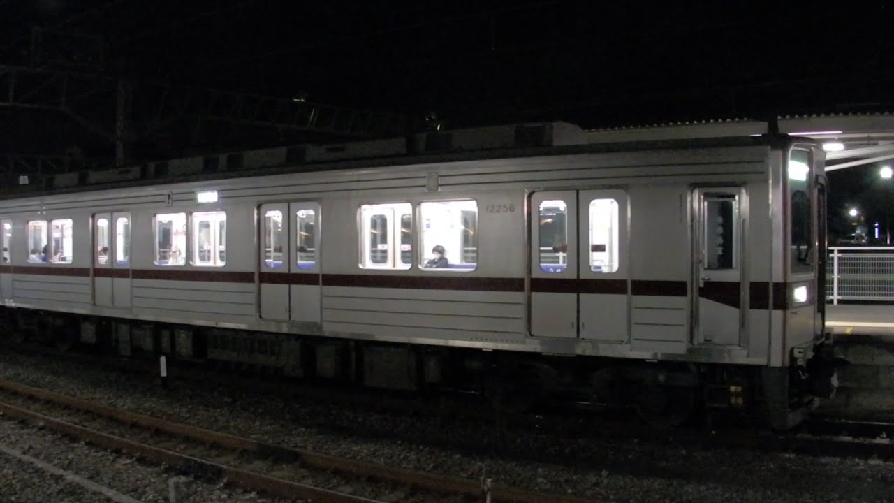 東武 11256F ﾜﾝﾏﾝ普通/西小泉行 館林駅4番線発車 2025/10/13