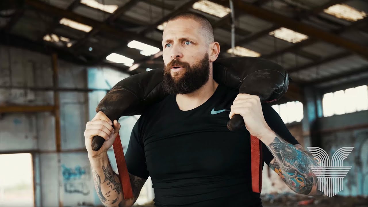 Jason Elliot  kettlebells unconventional training Bulgarian bag steal mace