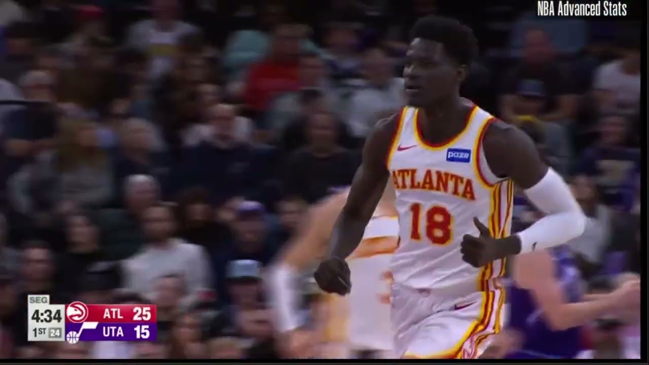 Jalen Johnson grajkiem fajnym jest, ale nie do końca o nim ten materiał