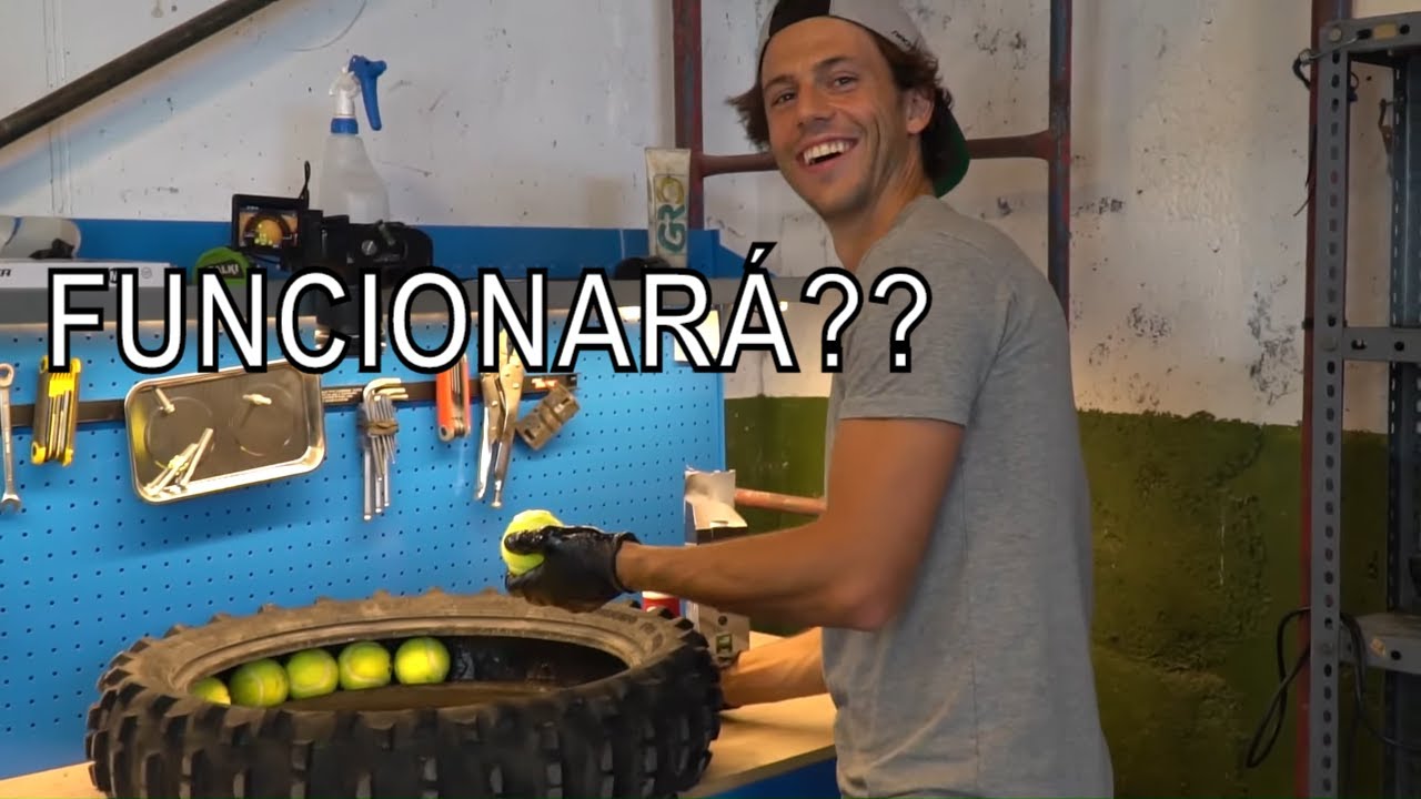 RELLENO LA RUEDA DE PELOTAS DE TENNIS!