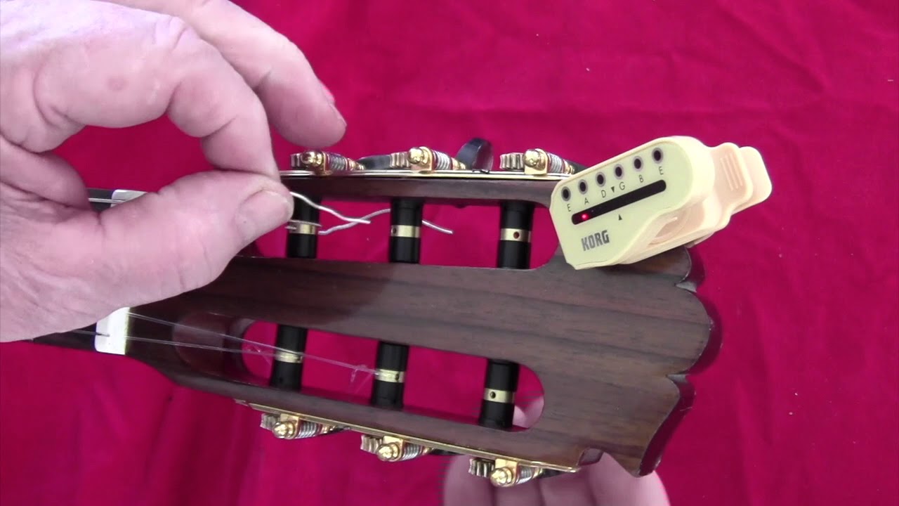 Graf Tuner's self locking string roller