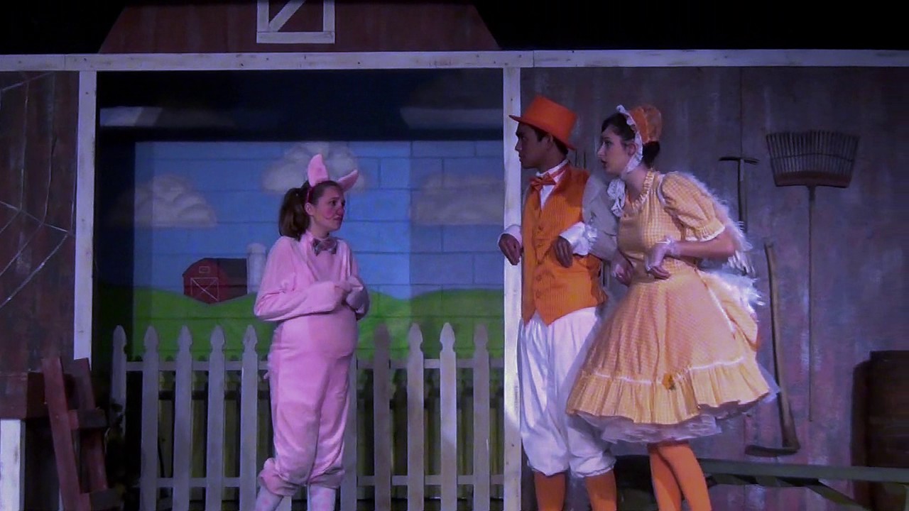 Charlotte's Web - Peninsula Catholic High School Players
