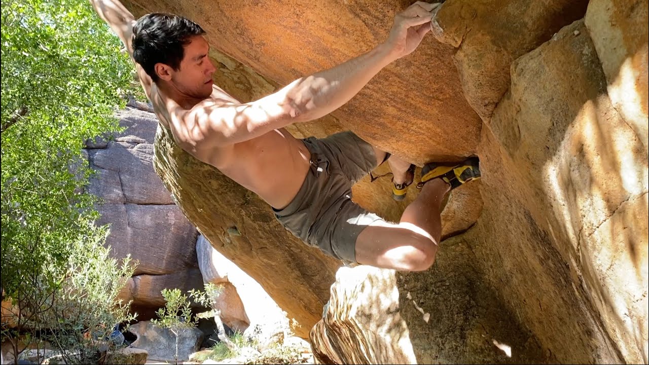 Langarm 7C+/V10 | The Coop, Rocklands, South Africa | 2 angles