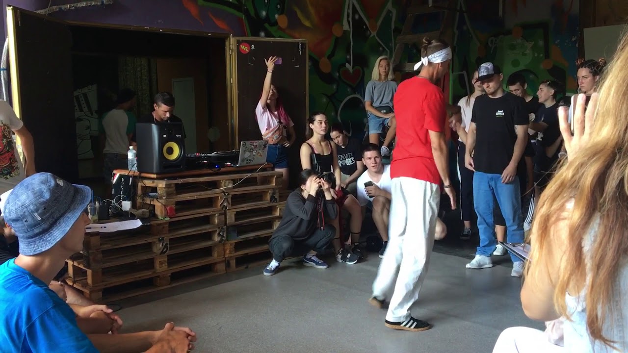 All Styles Battle Sochi WoWCooly vs. Bboy Fun