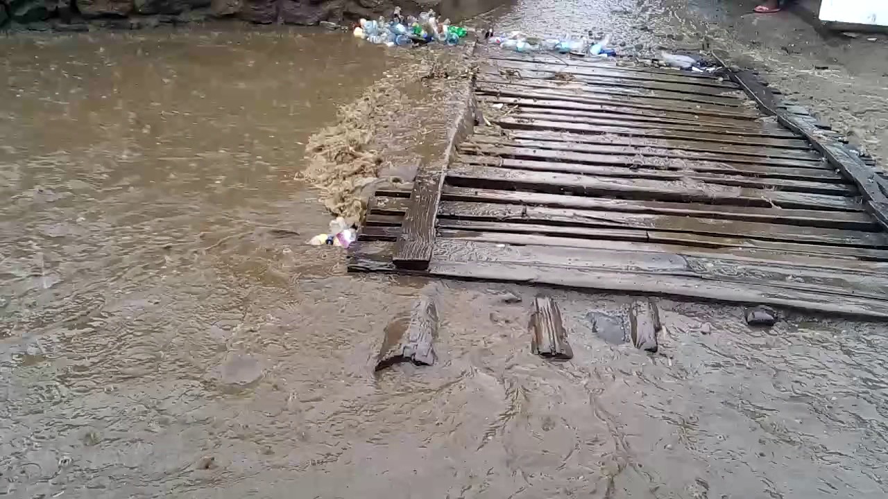 Mbeya yetu iyo wakati wa mvua huwa hiviii....