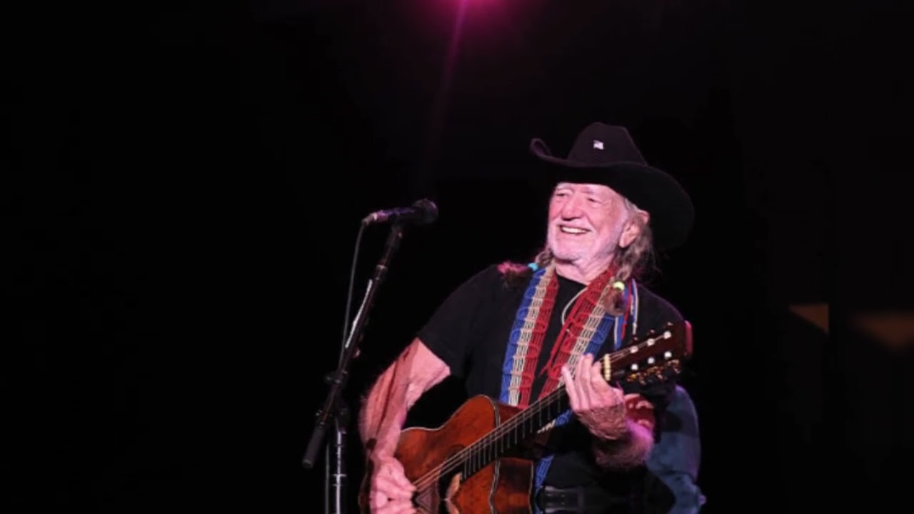 At 92, Willie Nelson Reveals Who He Doesn’t Want at His Funeral