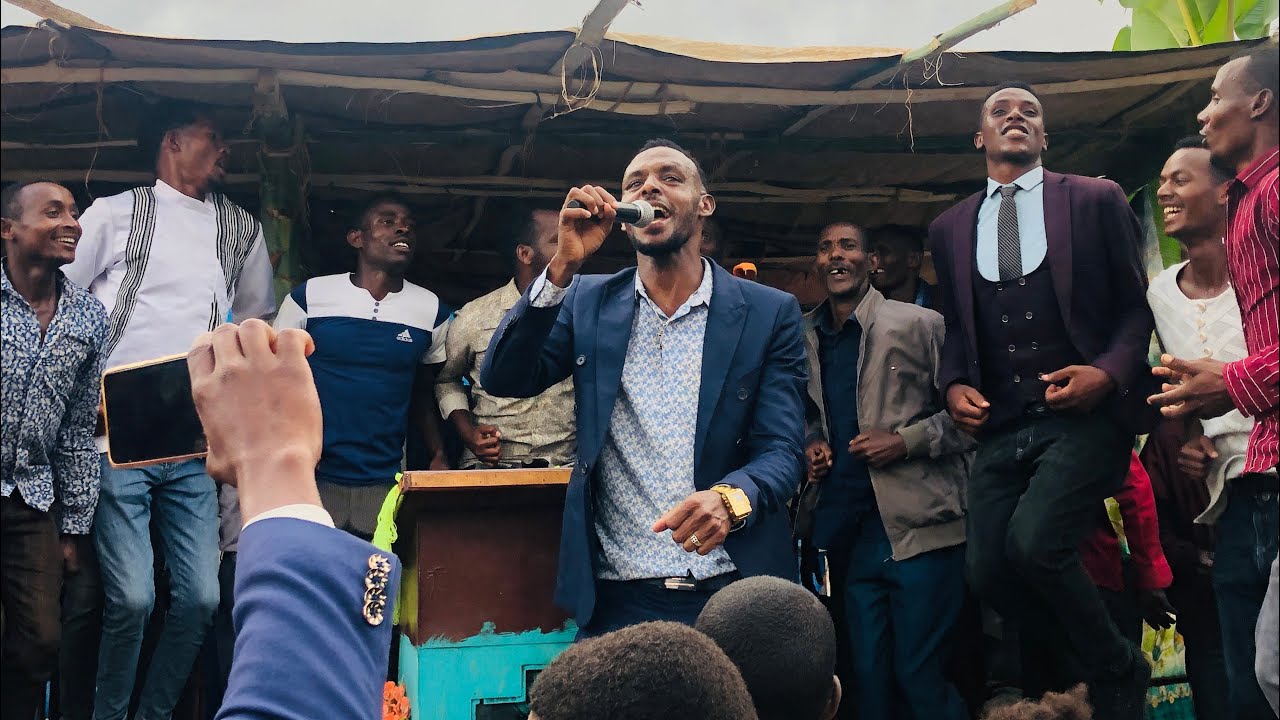 Injifatee Dhufa : Jarso (Jossy) Dedecha live worship @KumaaGinbuu @singerjosypage
