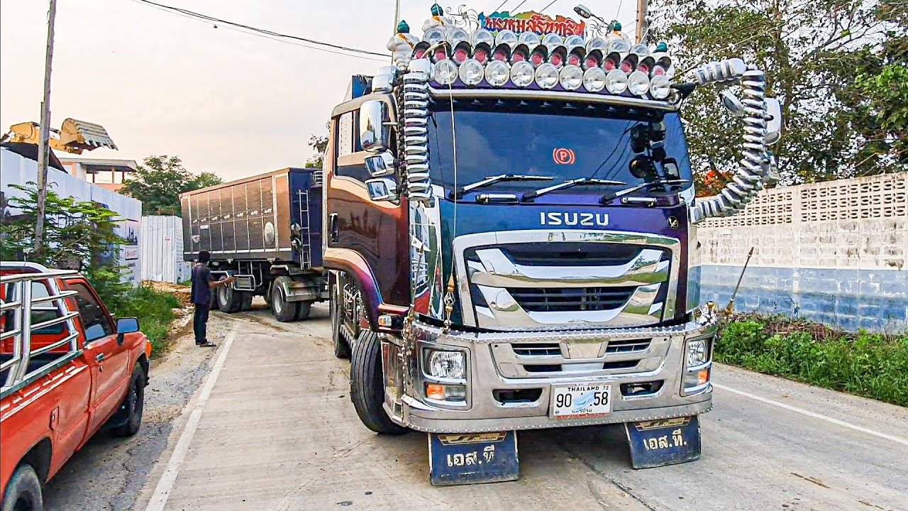 36หน้าGigaสีเหลือบเอฟเฟคอเมริกา แค่สีว่าสุดแล้วแต่ความแรงนี่สุดกว่าจริงๆ