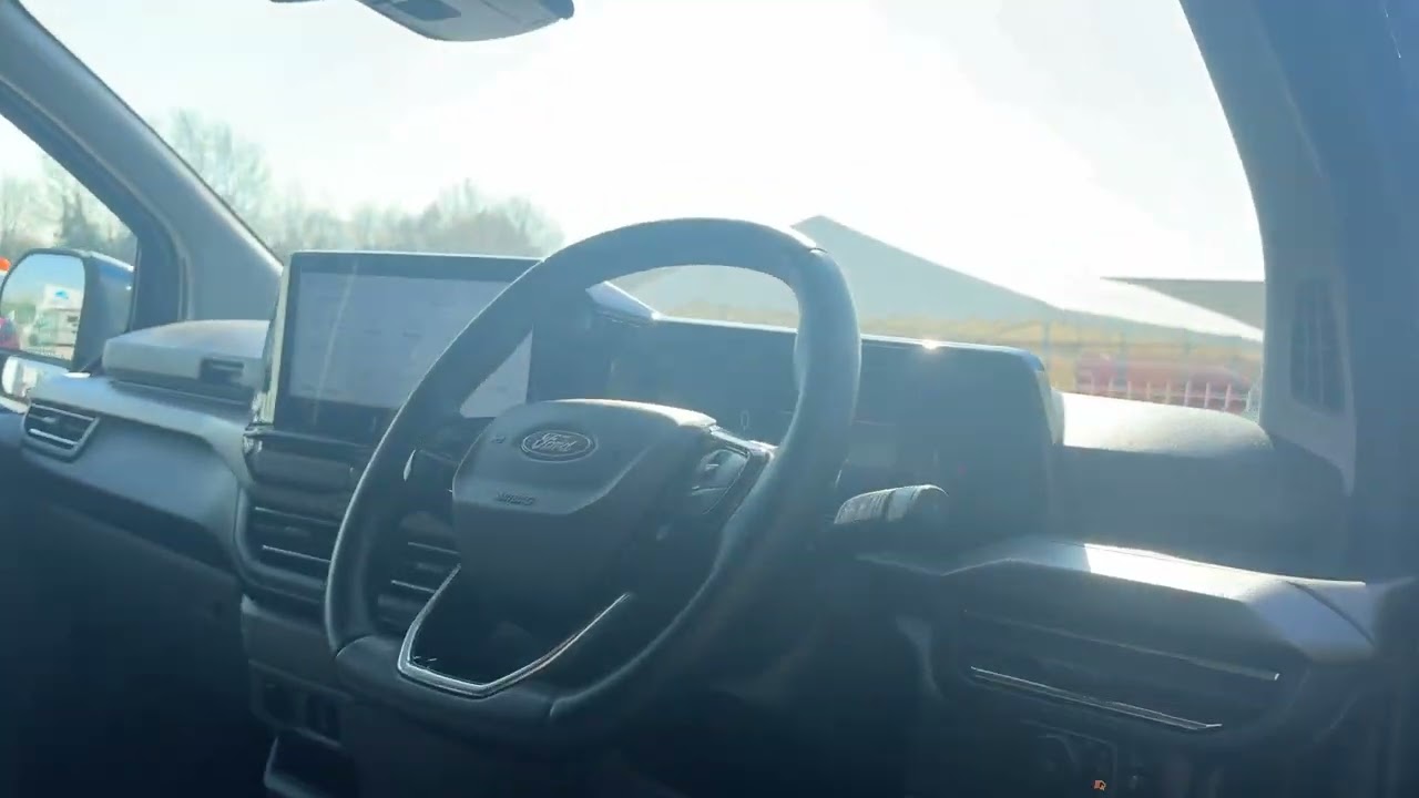 Я этого не ожидал от Ford Tourneo Custom WD24 LPC.