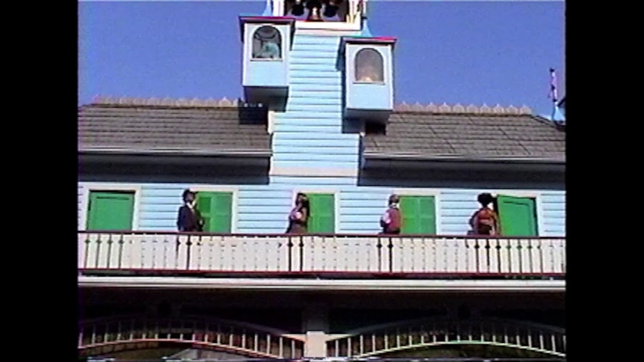 Lake Compounce clock
