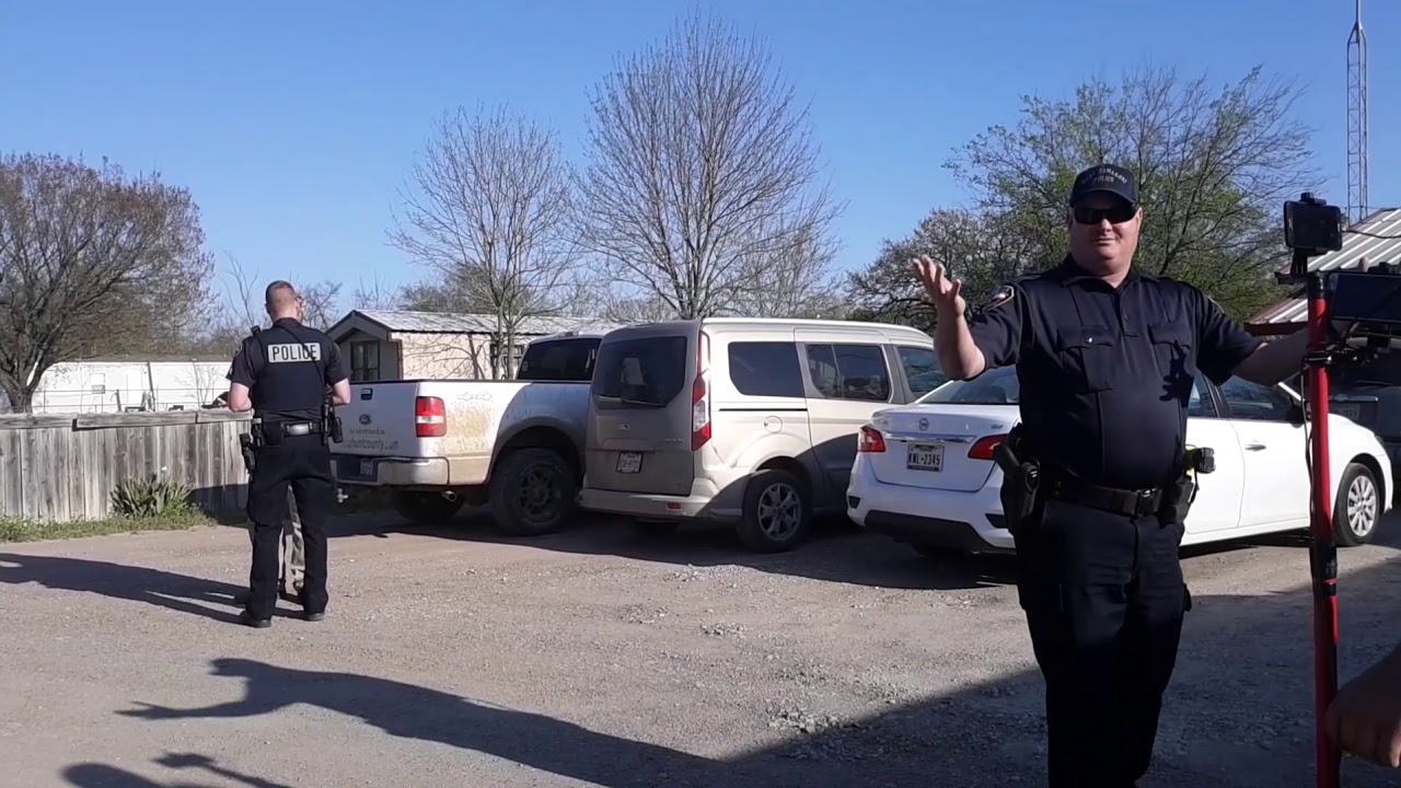 Hawk cove, 3rd camera..Dirty Dirty cops..