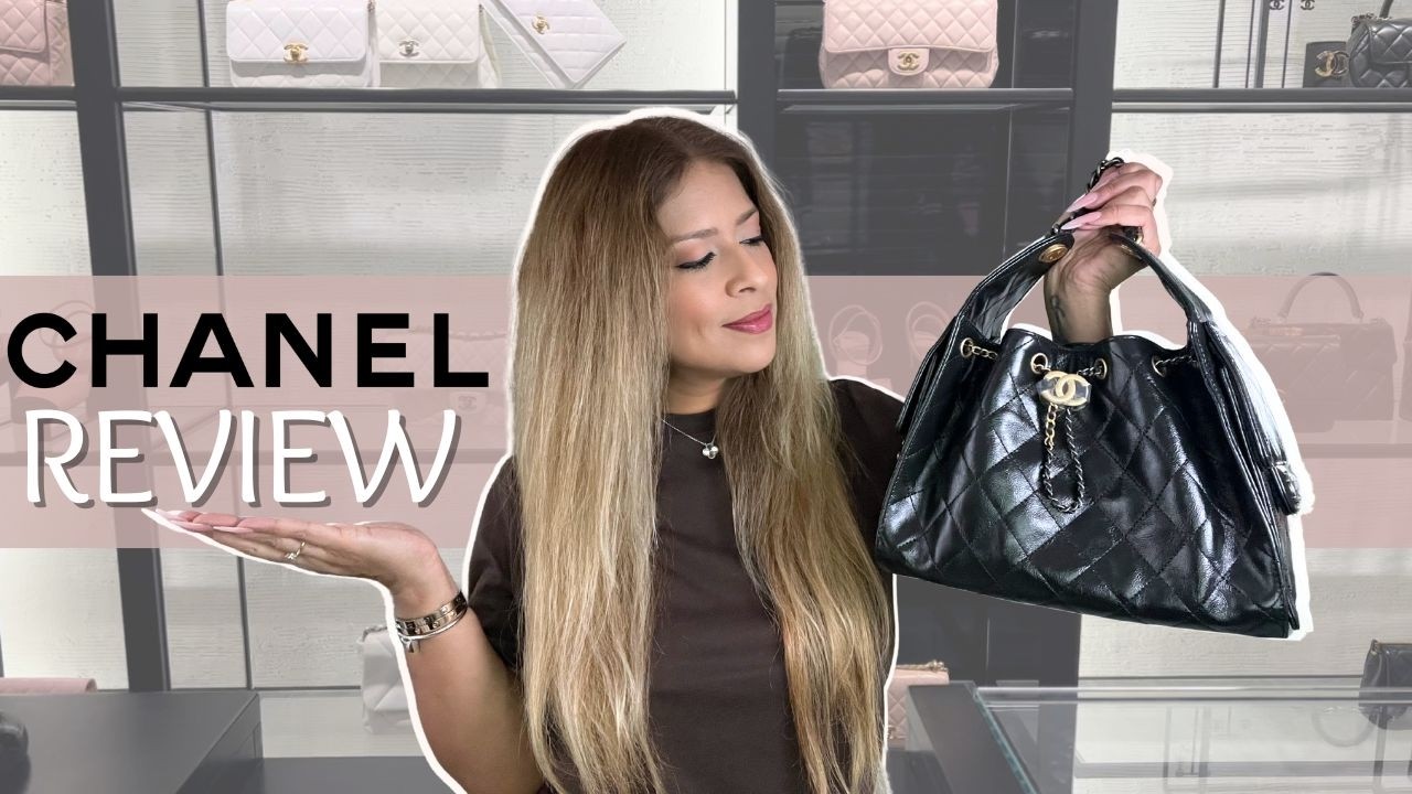 Подробный обзор маленькой сумки CHANEL 25: размер, что в неё помещается, комфорт, качество | Модн...