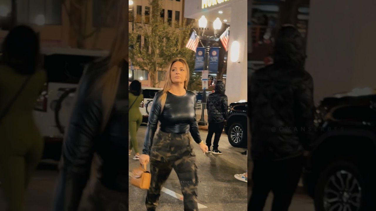 Sokakta Y&uuml;r&uuml;d&uuml;m 🚶🏻&zwj;♂️| Sokaktaki İnsanların Tepkileri 👀
