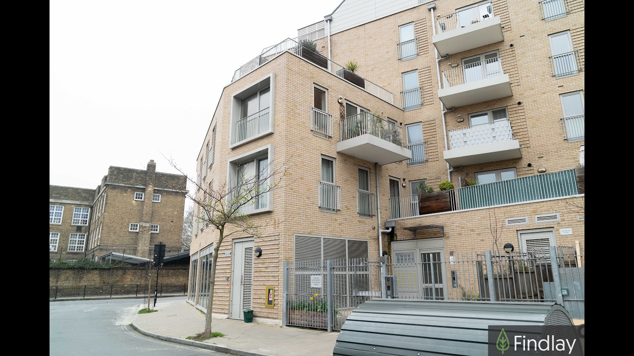 2 Bed Apartment With A Large Terrace On Bocking Street In London Fields, Hackney