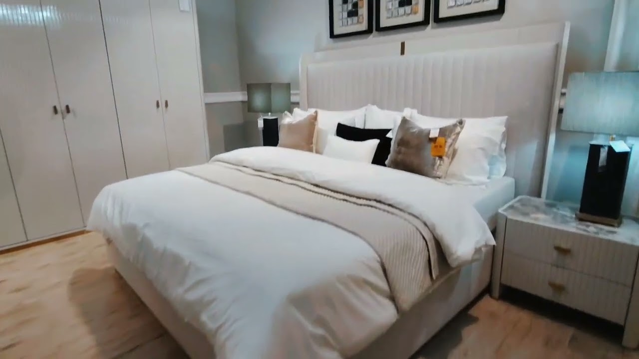 Master Bedroom 200x210 cm touch of urban and glam