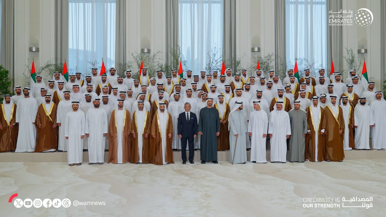 برعاية ديوان الرئاسة وضمن العرس الجماعي..رئيس الدولة ومحمد بن راشد يشهدان أفراح آل نهيان