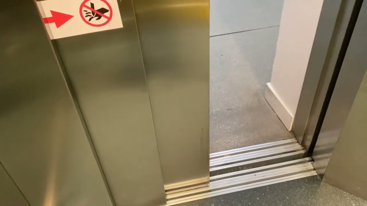 Kone Ecodisc Lift- Scotch Hall Shopping Centre, Drogheda